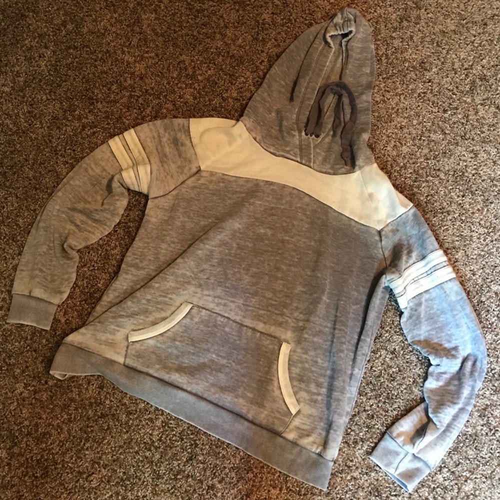 Light weight hoodie